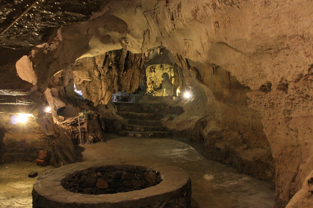 Mua Cave